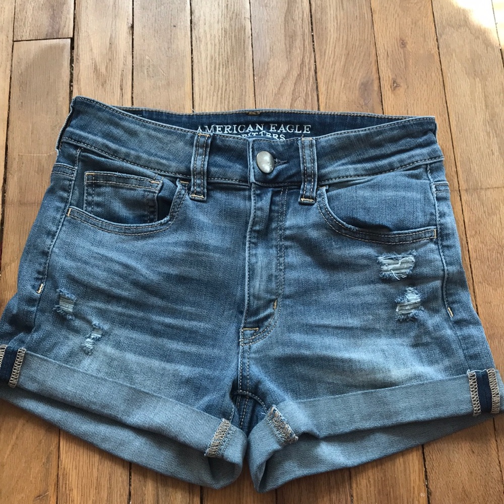 medium wash denim shorts